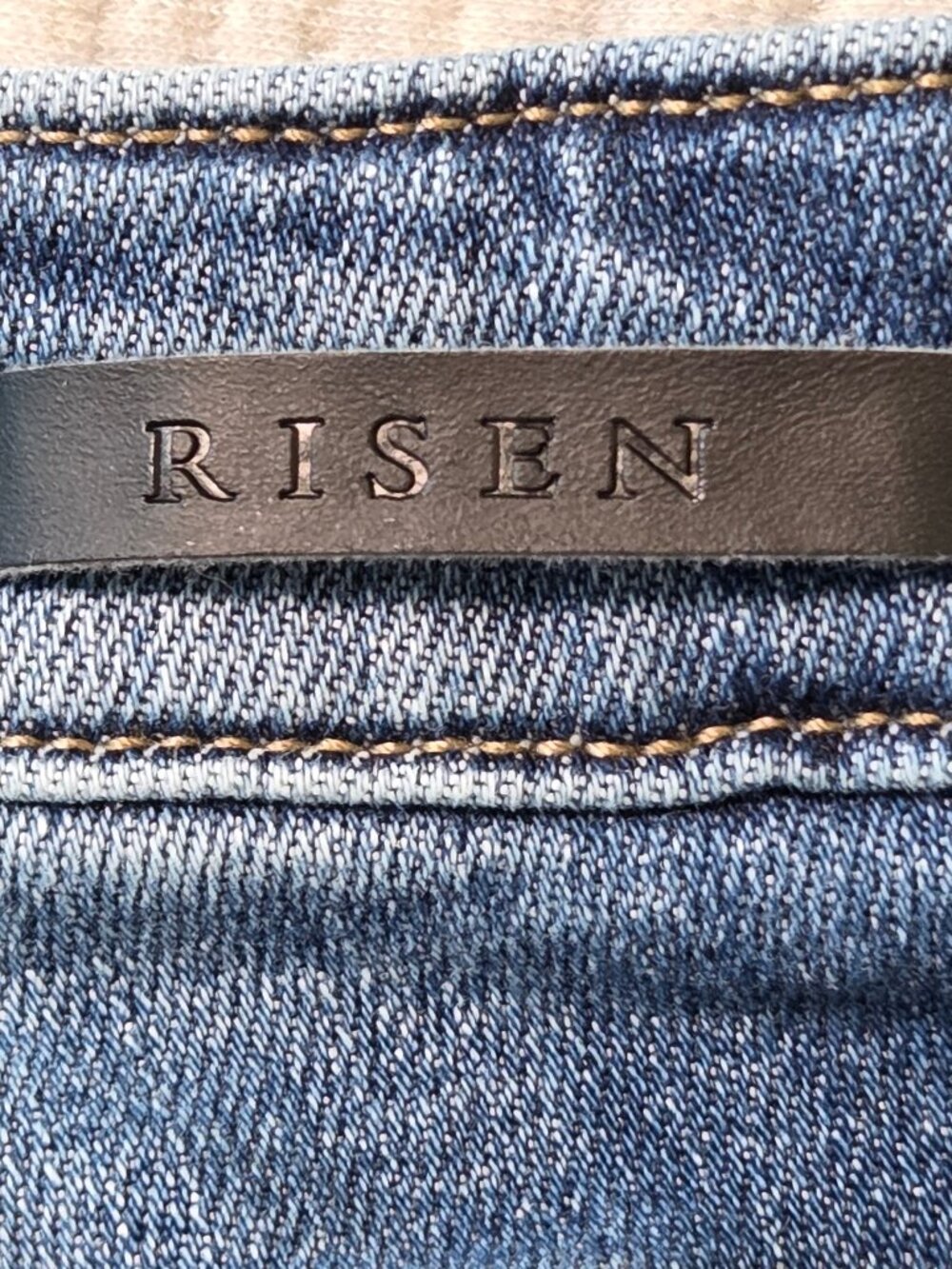 RISEN Distressed Raw Hem Crop Flare Jeans Women's Size 7 / Waist 28 Stretch - Picture 3 of 9